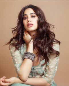 Janhvi Kapoor Biography in Hindi