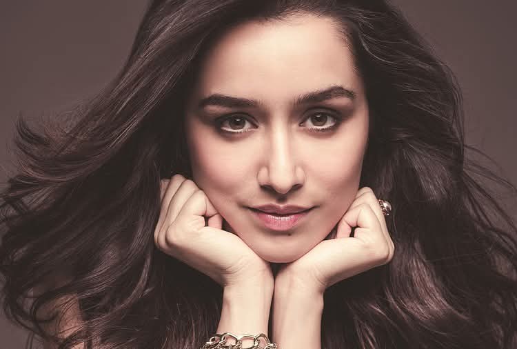 Shraddhaa Kapoor Biography in Hindi